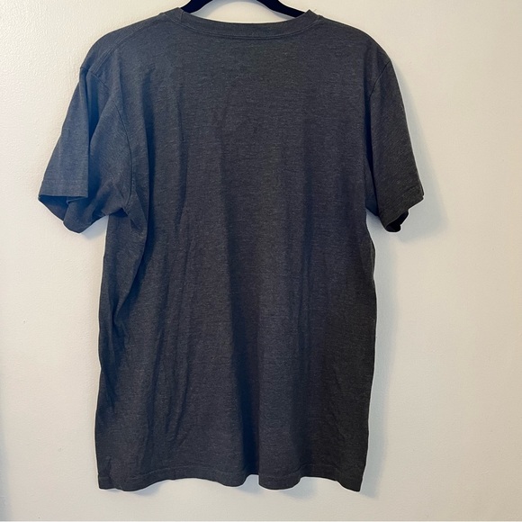 CLOSING SALE!
Los Angeles Rams Football Team Fan T-Shirt - Picture 2 of 5